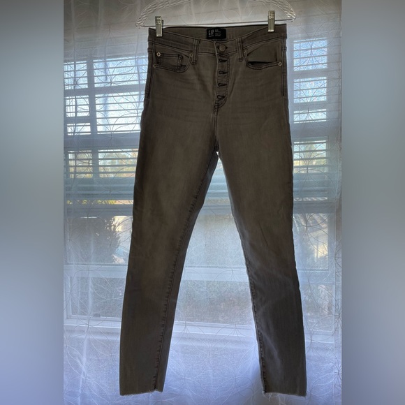 GAP women’s high rise regular legging, used - Picture 2 of 6